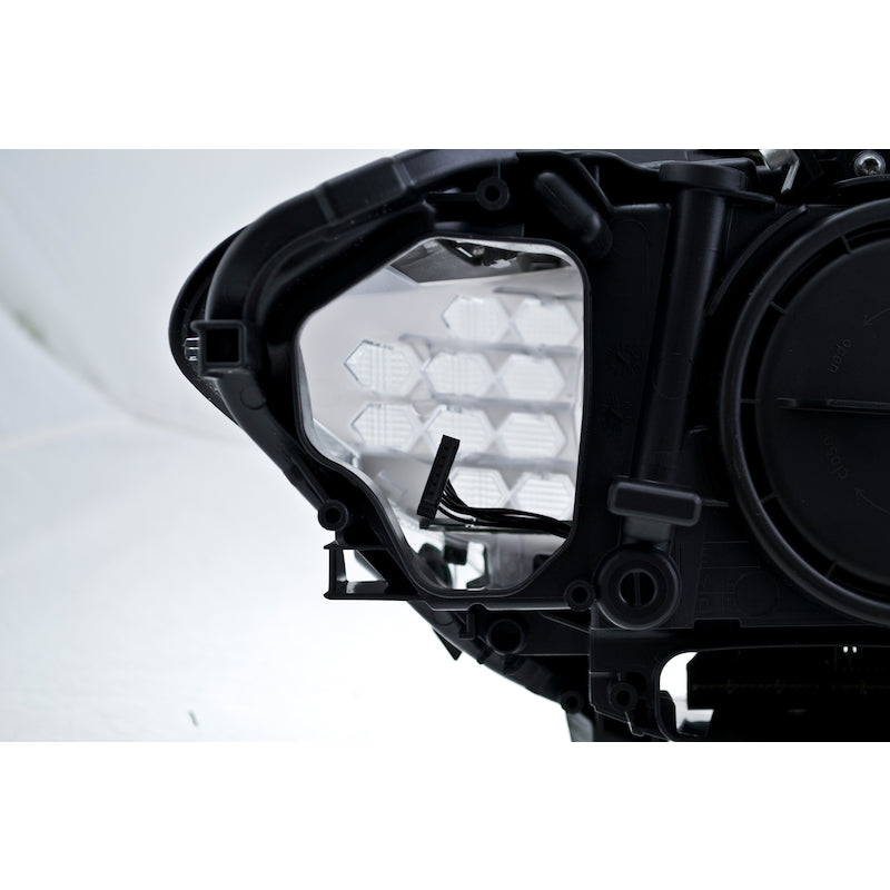 Hlmp-Lh-Xen-Bmw-5Ser-Sdn-F10-WAhl-2011-