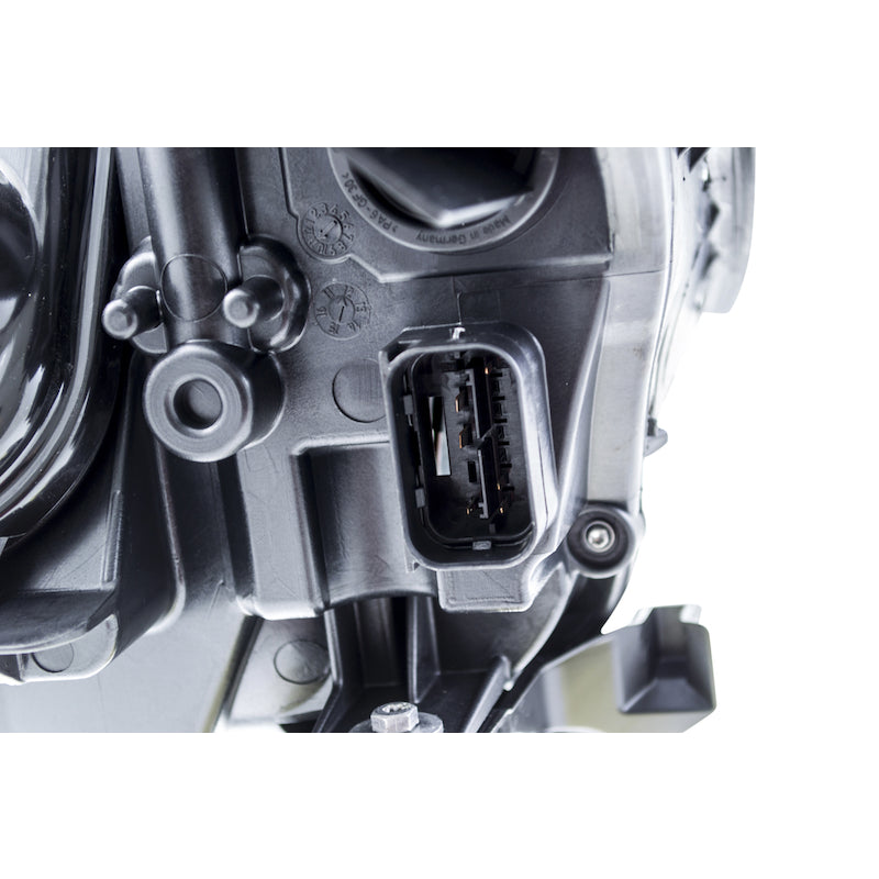 Hlmp-Rh-Bmw-5-Ser-SdnWgn-08-
