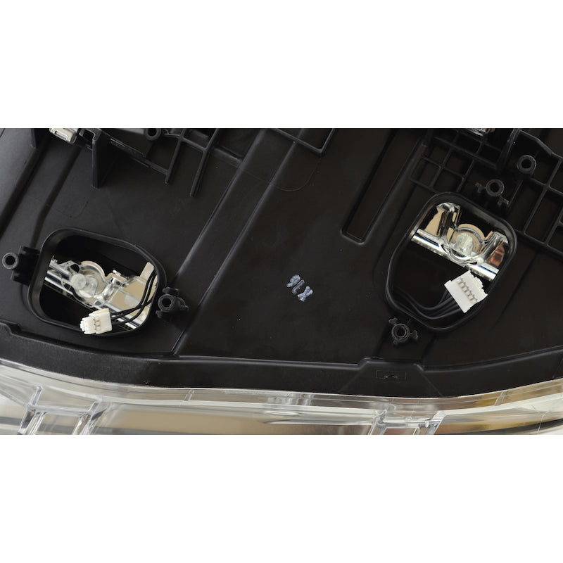 Hlmp-Rh-Sae-Led-Bmw-3Ser-15--