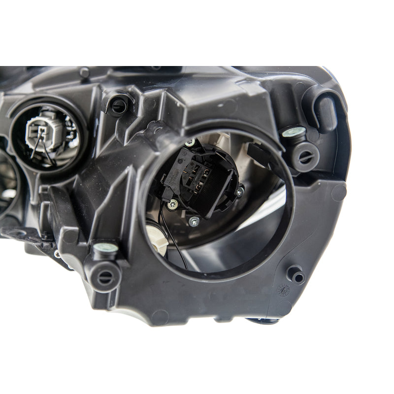 Hlmp-Rh-Vw-Golf-HbackGti-10-13