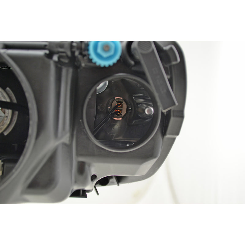 Hlmp-Rh-Vw-Touareg-Xenon-08-10