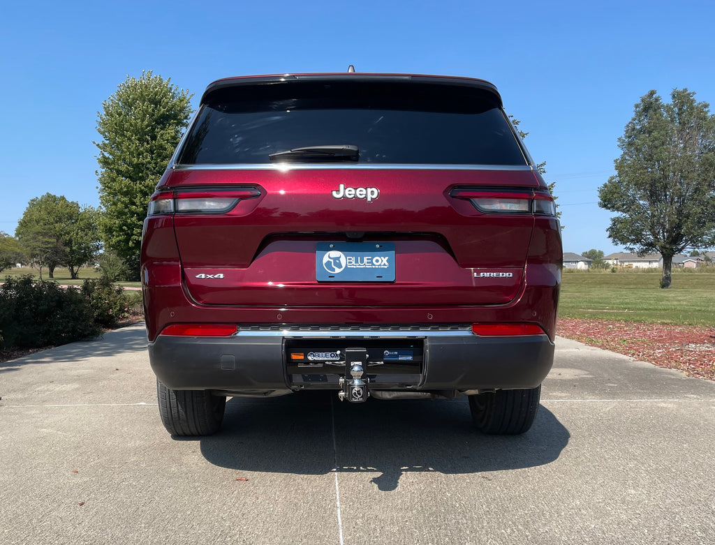 Blue Ox BXH3006 Receiver Hitch, Class III, 2" Receiver for Select Jeep Grand Cherokee, Jeep Grand Cherokee L