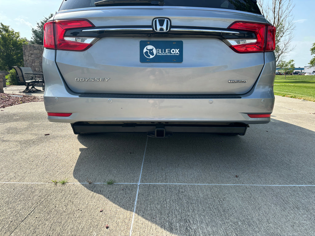 Blue Ox BXH4001 Receiver Hitch, Class III, 2" Receiver for Select Honda Odyssey