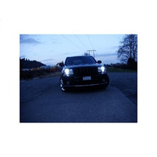 Load image into Gallery viewer, Jeep-Grand-Cherokee-05-07-Projector-Headlights-Led-Halo-Led-Blk-Low-9006-Pro-Yd-Jgc05-Hl-Bk