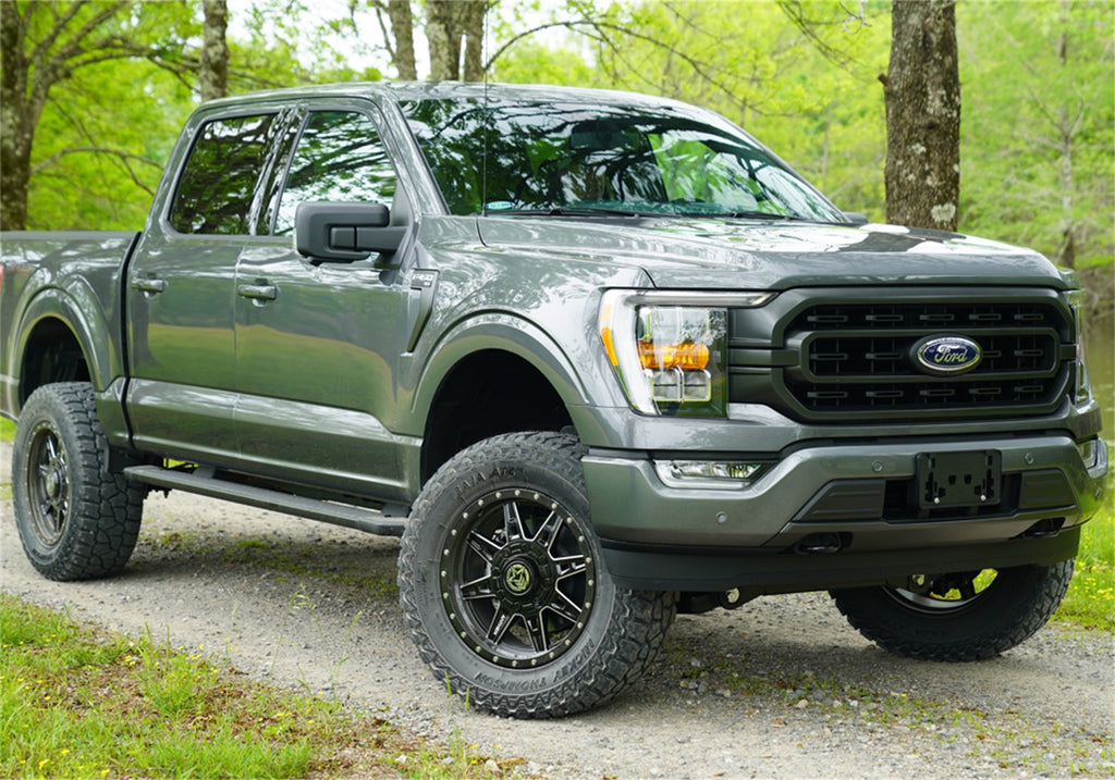 Superlift K130B 6in. Lift Kit-21-24 F150 non-Raptor 4WD w/out Tremor Pkg w/Bilstein Rear Shocks for Select Ford F-150