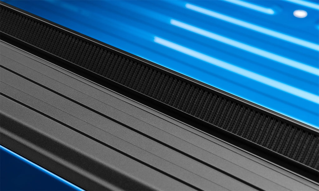 Lund 96866 Genesis™ Elite Roll Up Tonneau for Select Nissan TITAN