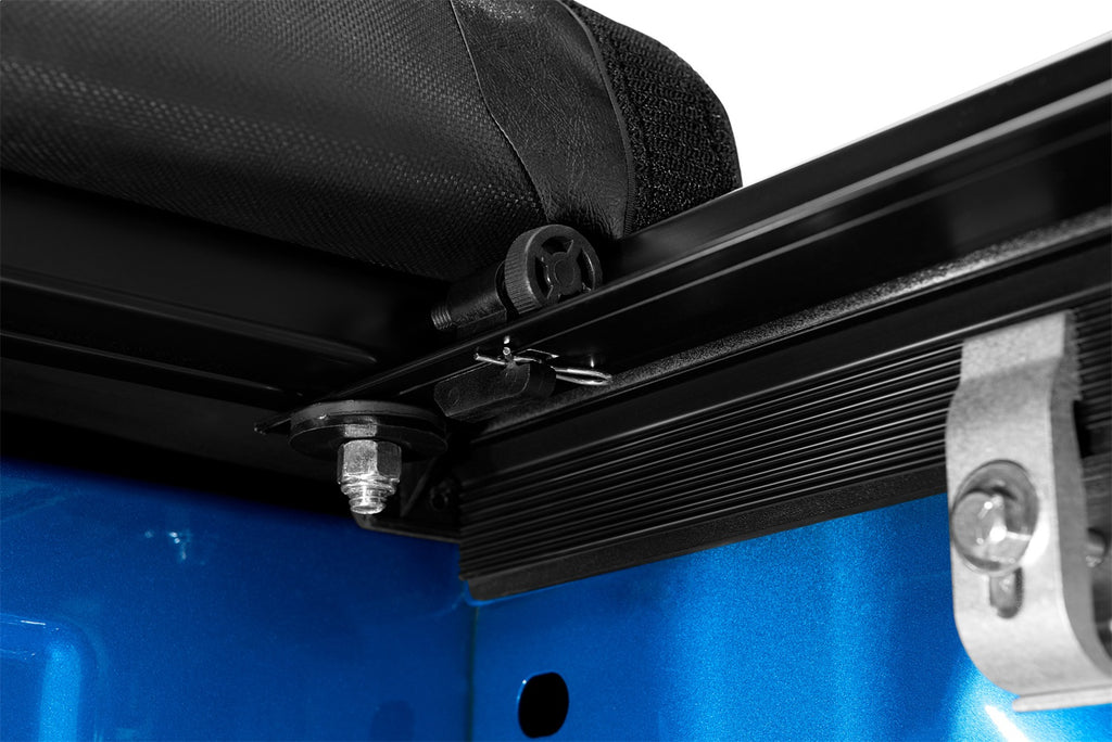 Lund 96036 Genesis™ Roll Up Tonneau for Select Ford F-150, Ford F-150 Heritage