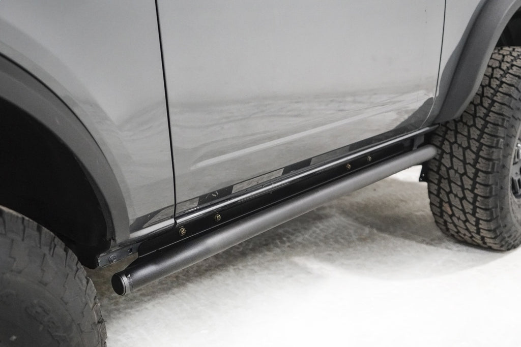 Fab Fours FB21-G5252-B Rock Slider for Select Ford Bronco