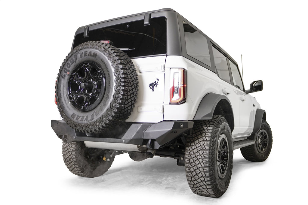 Fab Fours FB21-Y5251-B Premium Rear Bumper for Select Ford Bronco