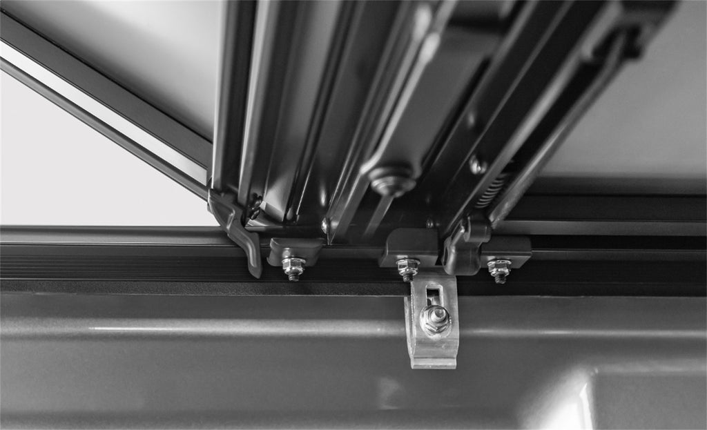 ACI G5040049 LOMAX™ Stance™ Hard Tri-Fold Cover for Select Ram