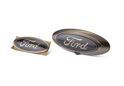 Ford Performance Parts M-1447-MVBC Maverick Black Oval Kit