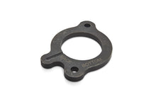Load image into Gallery viewer, Ford Performance Parts M-6269-A351 Camshaft Thrust Plate for Select Ford Country Sedan, Ford Country Squire, Ford Custom, Ford Custom 500, Ford Elite, Ford F-100, Ford F-150, Ford F-250, Ford F-350, Ford Fairlane, Ford Fairmont, Ford Falcon, Ford Galaxie
