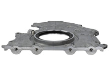 Load image into Gallery viewer, Ford Performance Parts M-6335-SD73 7.3L Gas Rear Main Seal Retainer Kit for Select Ford F-250 Super Duty, Ford F-350 Super Duty, Ford F-450 Super Duty, Ford F-550 Super Duty, Ford F-600 Super Duty