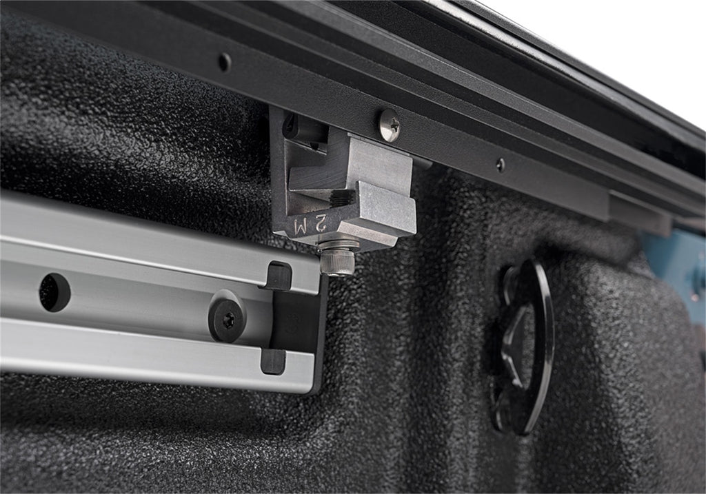 Roll N Lock LG135M M-Series-22-26 Maverick for Select Ford Maverick