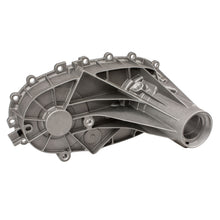 Load image into Gallery viewer, Motive Gear MG620002 Transfer Case-NV25900/261XHD/263XHD for Select Chevrolet Silverado 2500, Chevrolet Silverado HD, Chevrolet Silverado 3500, GMC Sierra 2500, GMC Sierra HD, GMC Sierra