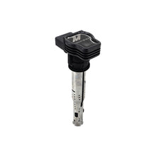 Load image into Gallery viewer, Mishimoto MMIG-A3-0904 for Select Audi A3, Audi A3 Quattro, Audi A4, Audi A4 Quattro, Audi A4 allroad, Audi A5, Audi A5 Quattro, Audi A6, Audi A6 Quattro, Audi Q5, Audi TT, Audi TT Quattro, Audi TT RS Quattro, Porsche Panamera, Volkswagen Beetle,