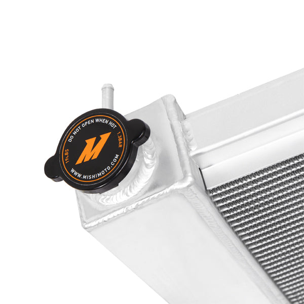 Mishimoto MMRAD-CK-67X for Select Chevrolet Blazer, Chevrolet C10 Suburban, Chevrolet C20 Suburban, Chevrolet G20 Van, Chevrolet K10 Suburban, Chevrolet K20 Suburban, Chevrolet P10, Chevrolet P20, Chevrolet P30