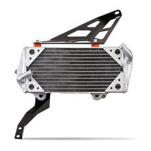 Load image into Gallery viewer, Mishimoto MMRAD-CTR-17S for Select Honda Civic