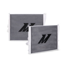 Load image into Gallery viewer, Mishimoto MMRAD-E46-323A for Select BMW 320i, BMW 323Ci, BMW 323i, BMW 323is, BMW 325Ci, BMW 325i, BMW 325xi, BMW 328Ci, BMW 328i, BMW 328is, BMW 330Ci, BMW 330i, BMW 330xi, BMW Z4