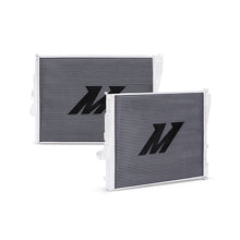 Load image into Gallery viewer, Mishimoto MMRAD-E46-323 for Select BMW 320i, BMW 323Ci, BMW 323i, BMW 323is, BMW 325Ci, BMW 325i, BMW 325xi, BMW 328Ci, BMW 328i, BMW 328is, BMW 330Ci, BMW 330i, BMW 330xi, BMW Z4