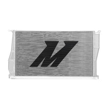 Load image into Gallery viewer, Mishimoto MMRAD-E90-07 for Select BMW 1 Series M, BMW 135i, BMW 335i, BMW 335i xDrive, BMW 335is, BMW 335xi, BMW Z4