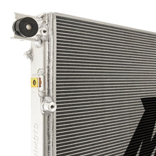 Load image into Gallery viewer, Mishimoto MMRAD-JL-18 for Select Jeep Gladiator, Jeep Wrangler