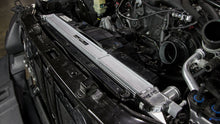 Load image into Gallery viewer, Mishimoto MMRAD-JL-18 for Select Jeep Gladiator, Jeep Wrangler