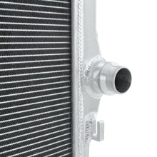 Load image into Gallery viewer, Mishimoto MMRAD-MK7-15 for Select Audi A3, Audi S3, Audi TT, Audi TT Quattro, Audi TT RS Quattro, Audi TTS Quattro, Volkswagen GTI, Volkswagen Golf, Volkswagen Golf R