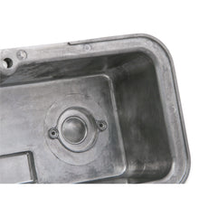 Load image into Gallery viewer, MT-Valve-Covers---Vintage-Style---Finned---Sbc---Polished