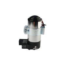 Load image into Gallery viewer, Marine-Pump-7-Psi---38-Npt-Ports