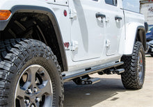 Load image into Gallery viewer, N-Fab J194TRKRS4 RKR Step Sys-Full Len (2 Stp Mnts/2 Stp)-20-24 Gladiator JT 4Dr-TX Blk for Select Jeep Gladiator
