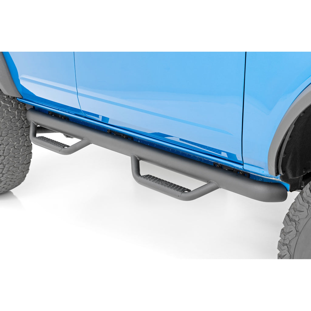 Nerf-Steps-Wheel-To-Wheel-4-Door-Ford-Bronco-4Wd-(21-23)-Rough-Country