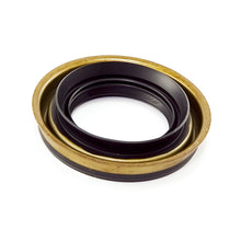 Load image into Gallery viewer, Omix-Np231-Front-Output-Seal-87-06-Jeep-Wrangler