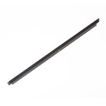Load image into Gallery viewer, Omix-Outer-Glass-Seal-Front-Rh-07-18-Jeep-Wrangler