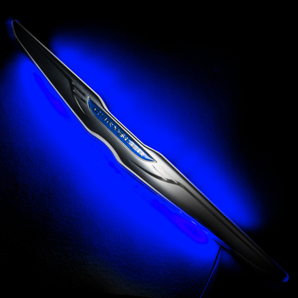 Oracle-Chrysler-Illuminated-Led-Sleek-Wing---Blue