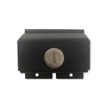 Load image into Gallery viewer, Pop &amp; Lock PL7410XP Polaris Ranger 1000-UTV Tailgate Lock for Select Polaris General EPS, Polaris General EPS Deluxe, Polaris General EPS Hunter Edition, Polaris General EPS Ride Command Edition, Polaris General 4 EPS, Polaris RZR S EPS, Polaris RZR XP