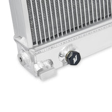 Load image into Gallery viewer, Performance-Aluminum-Radiator,-Fits-Toyota-Tundra-4.6L4.7L5.7L-2007-2021
