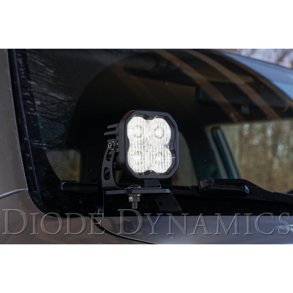 Pod-Light-Featuring-Advanced-Tir-Optics-For-High-Efficiency-And-Focus.