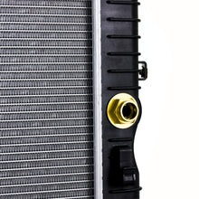 Load image into Gallery viewer, Mishimoto R13690 for Select Chevrolet Silverado HD, Chevrolet Silverado HD, GMC Sierra HD, GMC Sierra HD