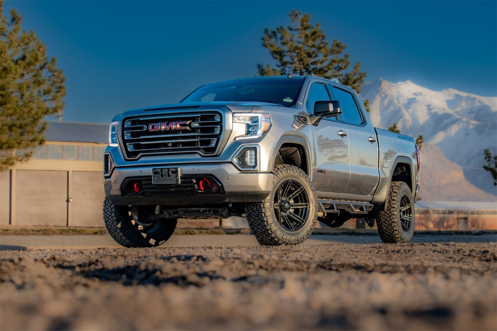 ReadyLift 44-3985 Big Lift Kit w/Shocks for Select Chevrolet Silverado 1500, GMC Sierra