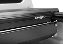 Load image into Gallery viewer, Roll N Lock LG845M M-Series-22-26 Frontier 5ft. for Select Nissan Frontier