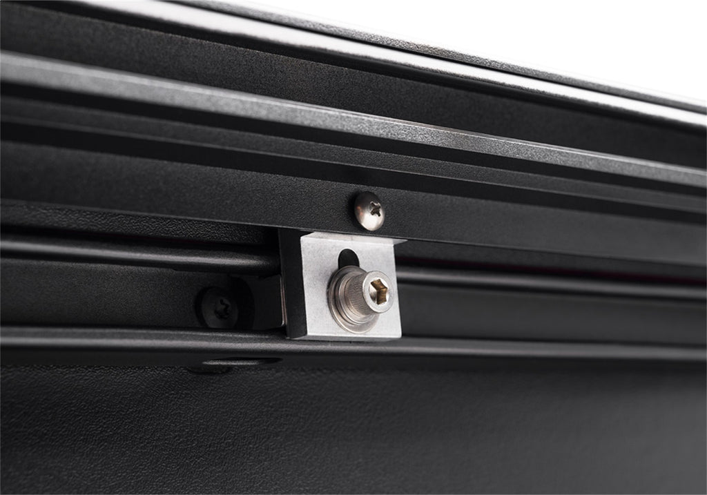 Roll N Lock LG531M M-Series-16-23 Tacoma Access/Double Cab; 6ft. w/out Trail Special Edtn Strg Bxs for Select Toyota Tacoma