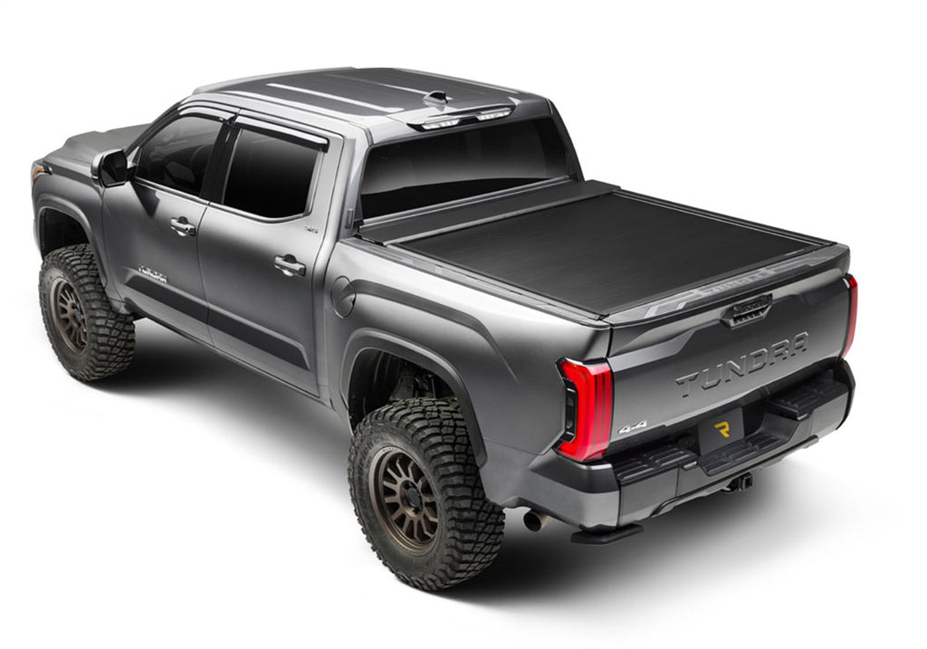Roll N Lock 575E-XT E-Series XT-22-26 Tundra 5ft.7in. w/out Trail Special Edtn Strg Bxs for Select Toyota Tundra