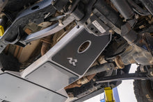 Load image into Gallery viewer, Rugged Ridge 18003.52 Skid Plate for Select Jeep Wrangler