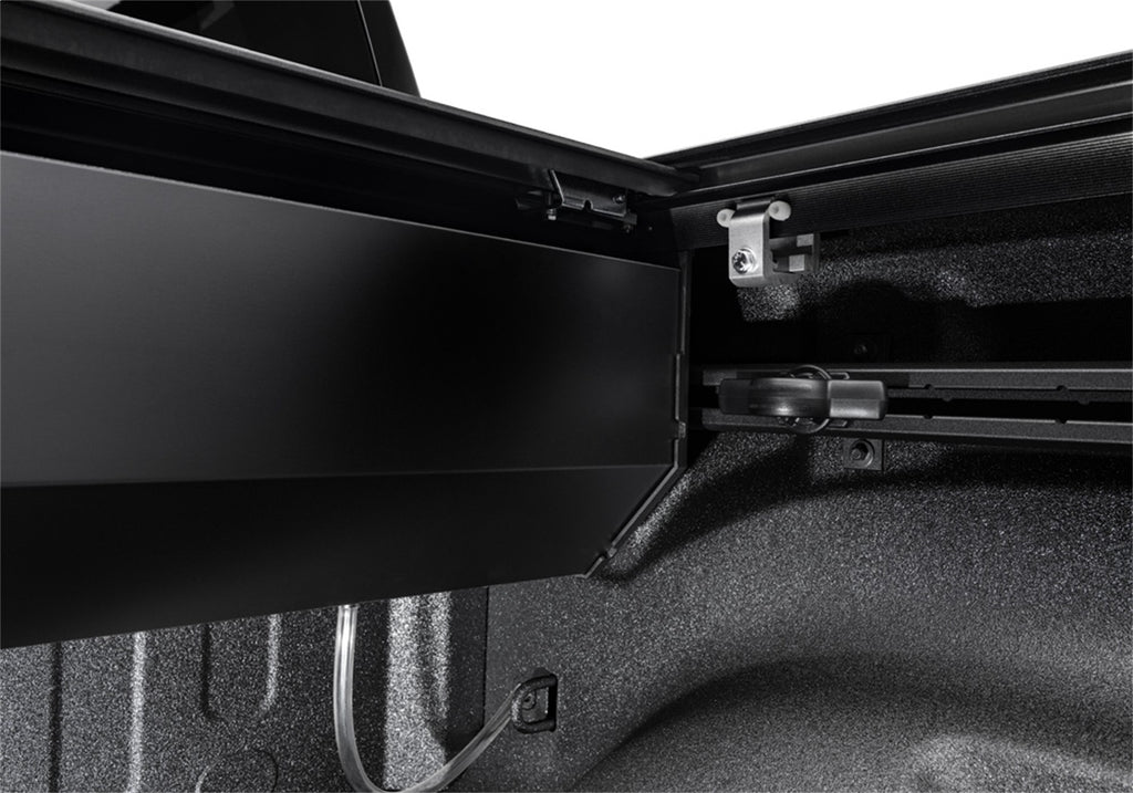 Retrax 80421RTX RetraxPRO MX for Select Chevrolet Silverado 1500, GMC Sierra