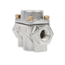Load image into Gallery viewer, Regulators-Return-Style-Fuel-Pressure-Regulator;-7-Psi;-Adjustable;-38-Inch-Npt-Inlet-Outlet