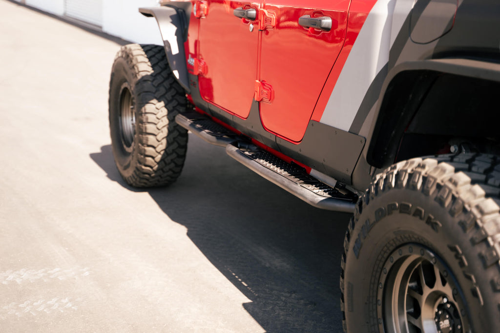 DV8 Offroad SRGL-08 Jeep Gladiator JT OE Plus Side Steps