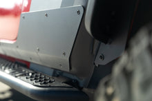 Load image into Gallery viewer, DV8 Offroad SRGL-09 Jeep Gladiator JT Rock Skins