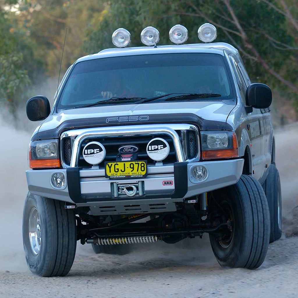 Sahara-Deluxe-Bar-Ford-SDuty-99-04