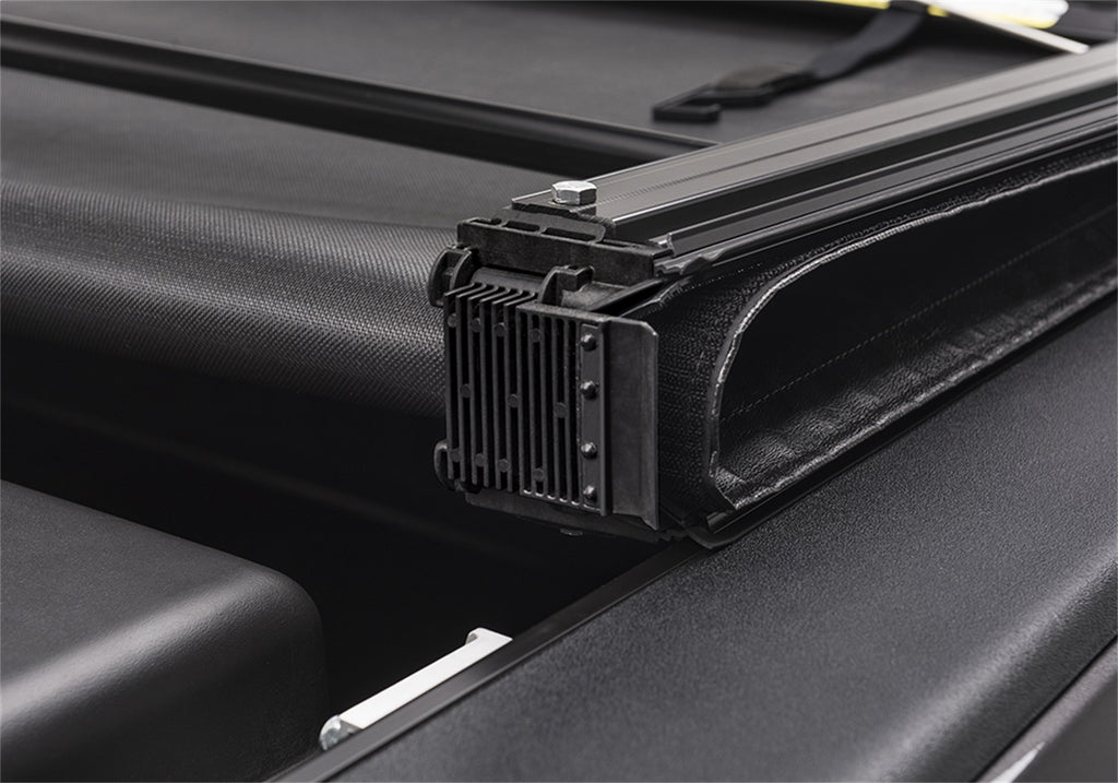 Truxedo 709001 Deuce for Select Nissan TITAN, Nissan TITAN XD